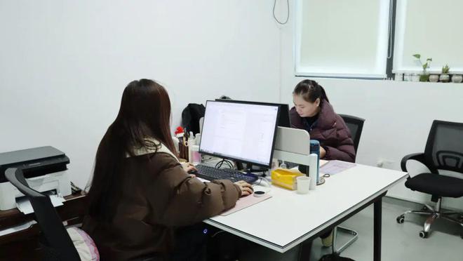 南宫28又至岁末“扫除季”洞头家政市场开启“忙年”模式(图1)