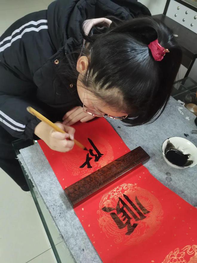 南宫28多彩假期 活力满满 新县一中寒假“六个一”实践活动剪影(图2)